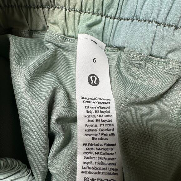 Lululemon Hotty Hot High-Rise Lined Short 2.5" Chroma Drift Green Size 6 NWT - Picture 8 of 12